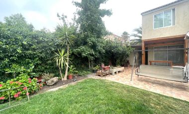 VENDO LINDA PROPIEDAD ESTILO PROVENZAL EN SANTA ELENA CHICUREO NORTE