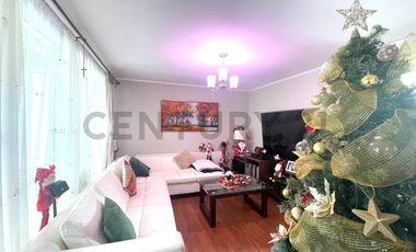 VENDO LINDA PROPIEDAD ESTILO PROVENZAL EN SANTA ELENA CHICUREO NORTE