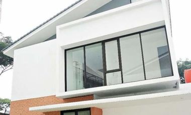 Rumah Baru Modern Minimalis Cluster Vassa Lake Lippo Cikarang Bekasi