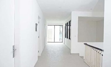 Rumah Baru Modern Minimalis Cluster Vassa Lake Lippo Cikarang Bekasi