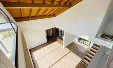 VENDO CASA EN CAJICA