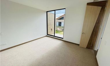 VENDO CASA EN CAJICA