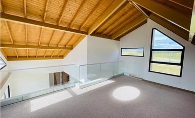 VENDO CASA EN CAJICA