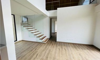 VENDO CASA EN CAJICA