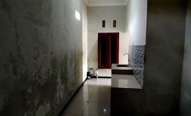 Rumah gagak sipat solo 285jt