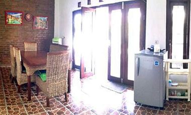 Villa Nyaman Ciwaruga Dekat Geger Kalong dan Setiabudi