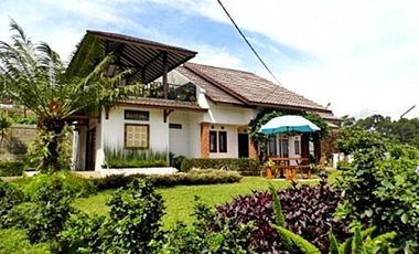 Villa Nyaman Ciwaruga Dekat Geger Kalong dan Setiabudi