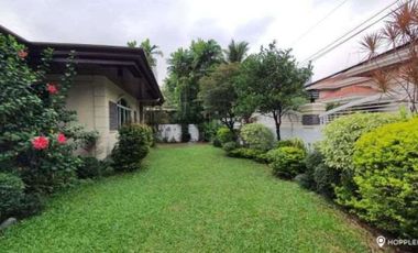 House with Pool & Garden for Rent in Urdaneta Village