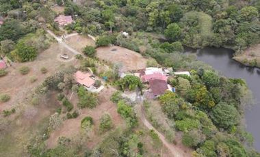 Se vende terreno en Las Cumbres