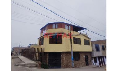 Venta De Casa De 167 M2 A Dos Cuadras De La Panamericana Norte