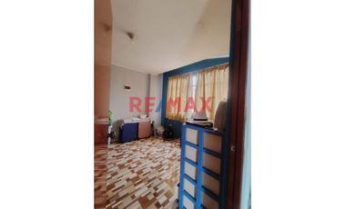 Venta De Casa De 167 M2 A Dos Cuadras De La Panamericana Norte