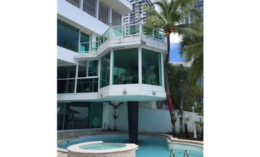 Casa Frente al Mar en Punta Paitilla (ID 12030)