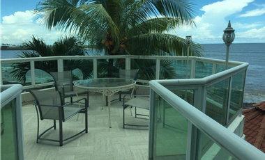 Casa Frente al Mar en Punta Paitilla (ID 12030)