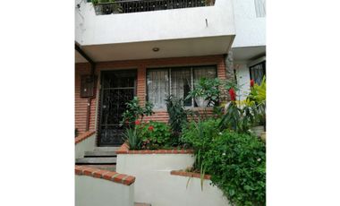 Casa con Apartaestudio en Venta Santa Mónica, Medellín Antioquia