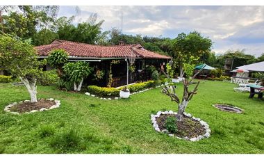 Venta de Finca de recreo en la Buitrera Palmira Valle