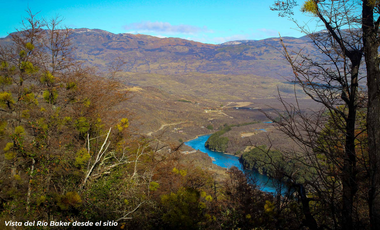 Patagonia, parcelas Conservacion vista a río Baker
