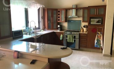 Casa en Venta, Lázaro Cárdenas, Col. Centro