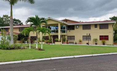 Se Vende Casa para inversión en Clayton, Albrook
