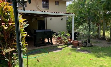 Se Vende Casa para inversión en Clayton, Albrook