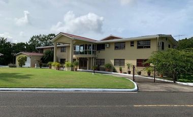 Se Vende Casa para inversión en Clayton, Albrook