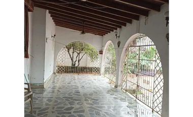 Casa en arriendo para uso comercial o residencial del secto del recreo