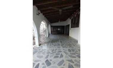 Casa en arriendo para uso comercial o residencial del secto del recreo