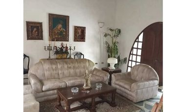 Casa en arriendo para uso comercial o residencial del secto del recreo