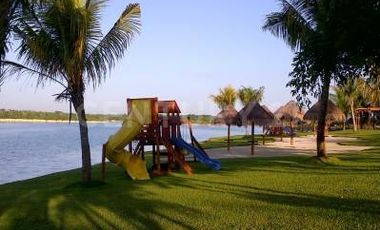 Terreno en Venta Frente Al Lago Cancun