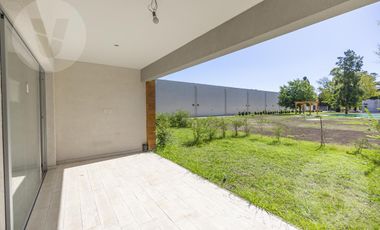 Duplex en venta y alquiler - Canning, Complejo Cabral
