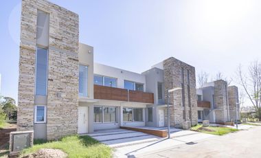 Duplex en venta y alquiler - Canning, Complejo Cabral