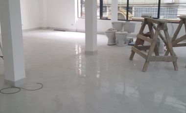 Alborada, Alquiler de local de dos plantas en la Av Benjamin Carrion. (J Luna)