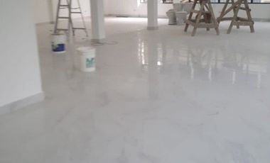 Alborada, Alquiler de local de dos plantas en la Av Benjamin Carrion. (J Luna)