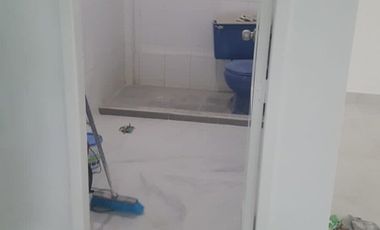 Alborada, Alquiler de local de dos plantas en la Av Benjamin Carrion. (J Luna)