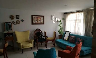En venta Casa Barrio  Aida Lucia