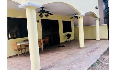 SE VENDE HERMOSA CASA EN ANCON $479,000 AM