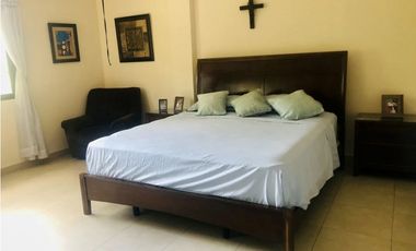 SE VENDE HERMOSA CASA EN ANCON $479,000 AM