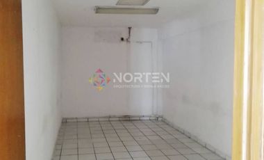 AMPLIO LOCAL PARA OFICINAS EN RENTA EN EL CRUCERO, CANCÚN, Q