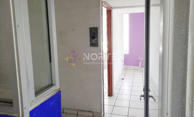 AMPLIO LOCAL PARA OFICINAS EN RENTA EN EL CRUCERO, CANCÚN, Q