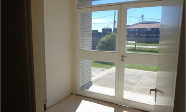 Excelente propiedad en el Parque industrial con todos los servicios. Apto diversos emprendimientos