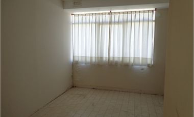 Excelente propiedad en el Parque industrial con todos los servicios. Apto diversos emprendimientos