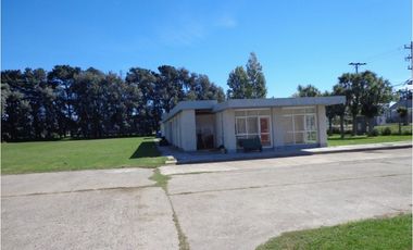 Excelente propiedad en el Parque industrial con todos los servicios. Apto diversos emprendimientos