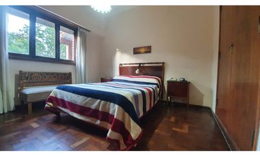 Chalet 4 amb + LOCAL (Santiago del Estero 3900)