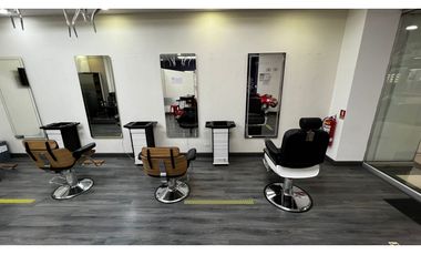 Se vende Salon de Belleza RK