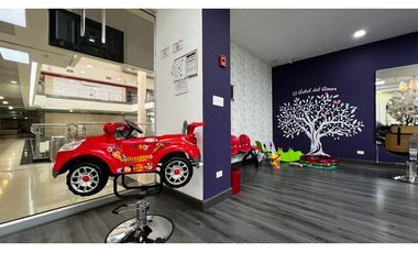 Se vende Salon de Belleza RK