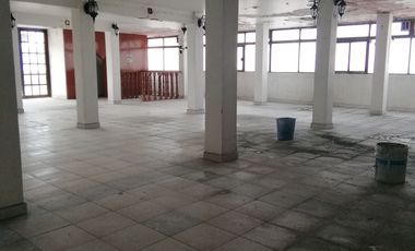Oportunidad Propiedad Comercial a un costado de la central del norte