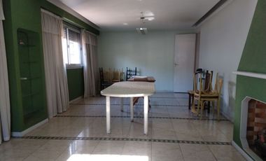 Casa en venta en Villa Sarmiento