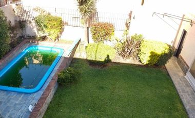 Casa en venta en Villa Sarmiento