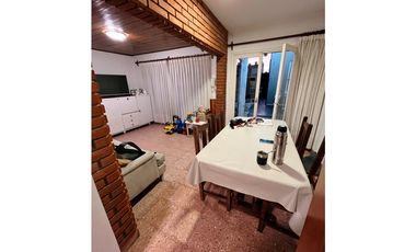 3 CASAS EN LOTE PROPIO DE 10 x 43