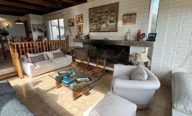 Casa en  Santo Domingo con vista al mar en primera línea