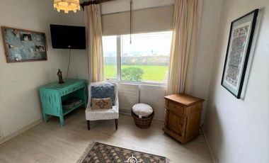 Casa en  Santo Domingo con vista al mar en primera línea